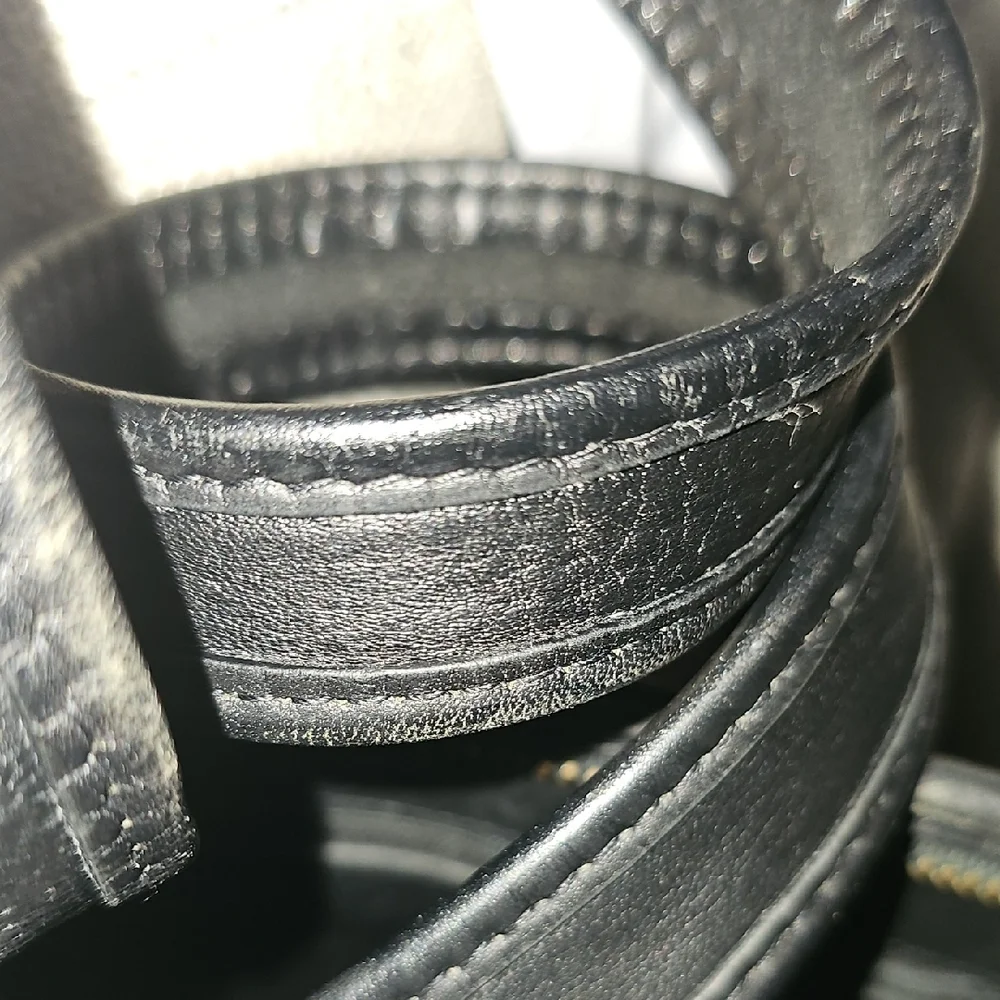 Coach Black Leather VINTAGE Shoulder Bag